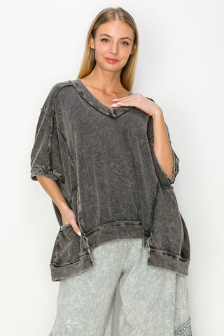 a little getaway mineral wash terry top | ash black