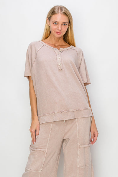 a little unpredictable mineral wash top | clay