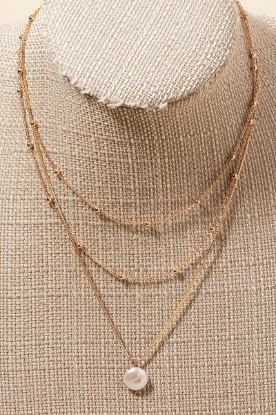 triple layer pearl pendant necklace!
