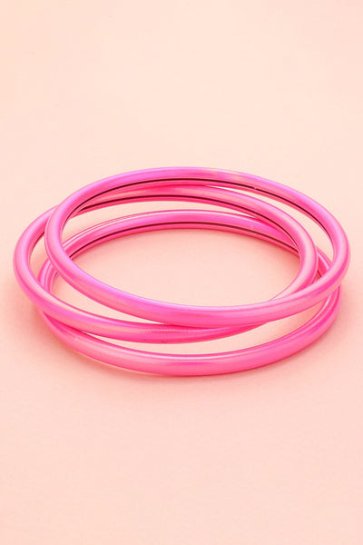 set of three metallic metal bangles!