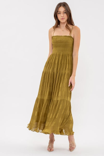 social soiree pleated midi dress | kiwi