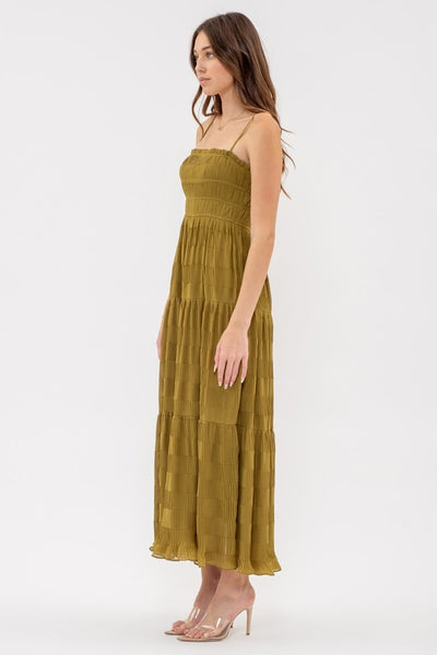 social soiree pleated midi dress | kiwi