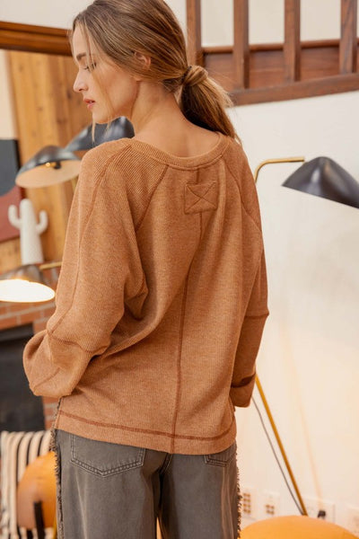 simple vibes raglan knit top | caramel