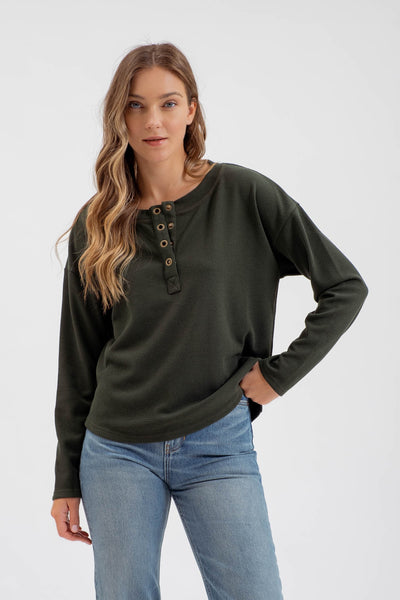 can't be played half button henley top | hunter green