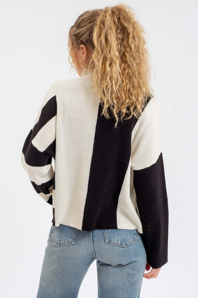 stay the same color block mock neck sweater | black