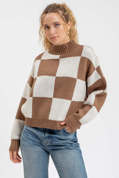 right on trend checkered sweater | mocha + white