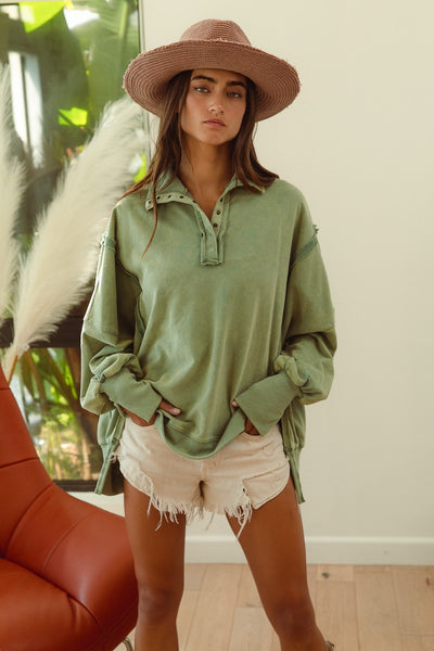 pursuit of fall washed french terry pullover | olive