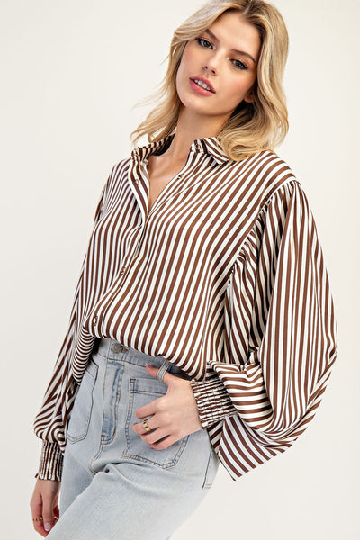 keep it classy striped bubble sleeve button up | brown