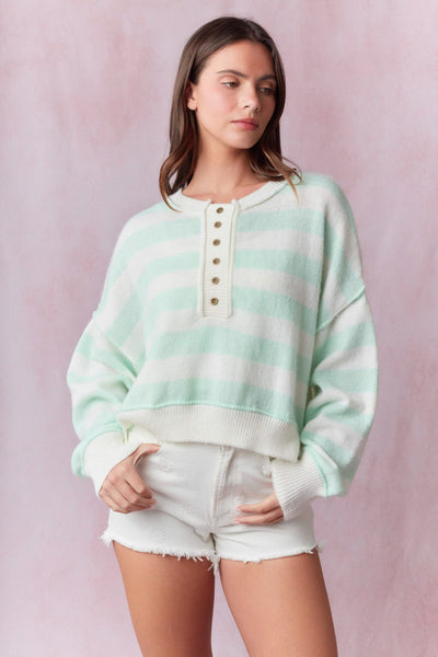 a hint of glow stripe button detail oversized sweater | mint + white