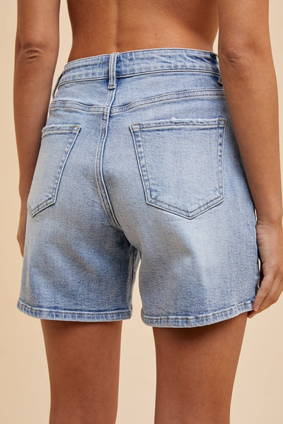 smooth strides comfort stretch denim shorts | medium wash