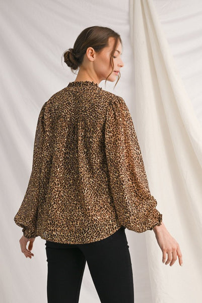 perfect vision ruffle neckline leopard top | taupe