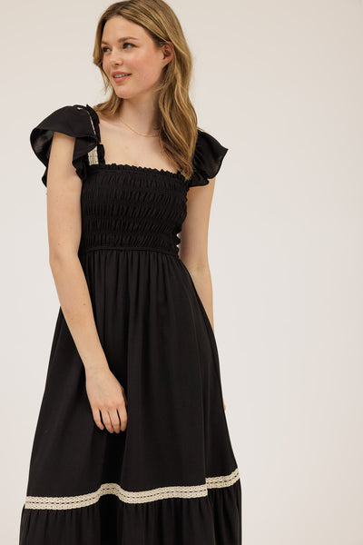 leading the way smocked ruffle midi dress | black