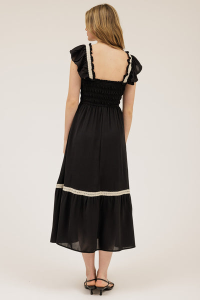 leading the way smocked ruffle midi dress | black