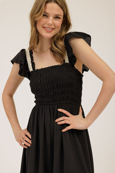 leading the way smocked ruffle midi dress | black