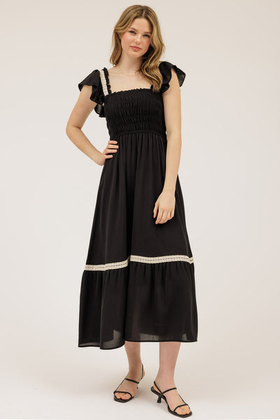 leading the way smocked ruffle midi dress | black