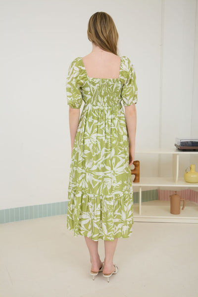 garden of wonder floral pleated puff sleeve midi dress | kiwi