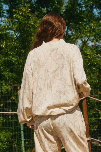 hidden details camo oversized mock neck camo sweatshirt | taupe