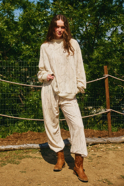 hidden details camo joggers | taupe