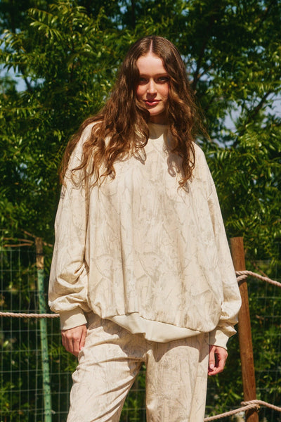 hidden details camo oversized mock neck camo sweatshirt | taupe