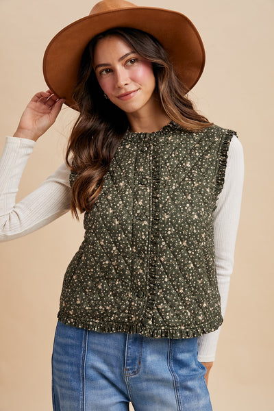 into the garden ditsy print ruffle quilted vest | deep green