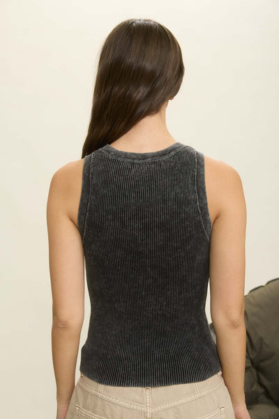 glow on the low washed ribbed tank top | charcoal