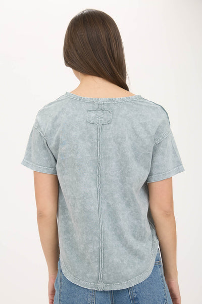 just a feeling washed scoop neck tee | green