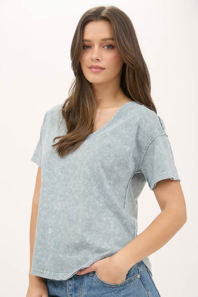 just a feeling washed scoop neck tee | green