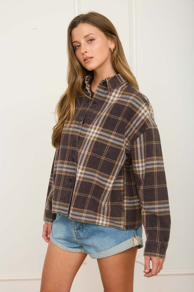 caught my eye plaid button down | black