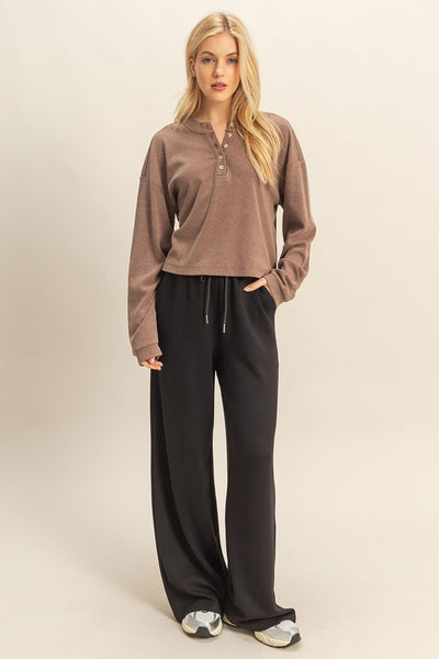 moving day mineral wash henley | brown