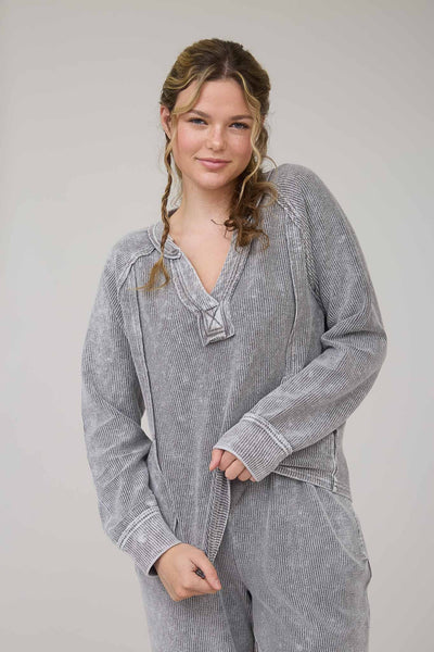 in no rush washed rib top | charcoal