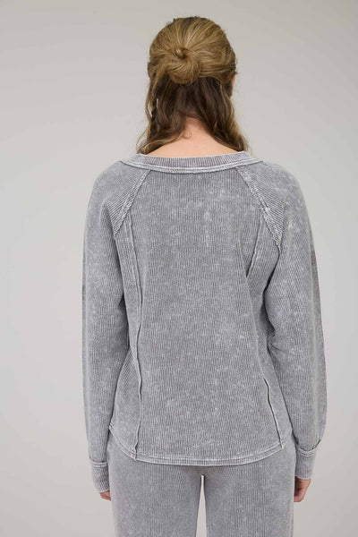 in no rush washed rib top | charcoal