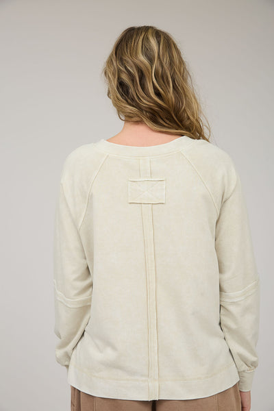 feeling my best washed exposed seam knit top | oatmeal