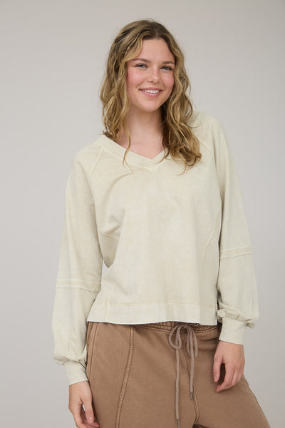feeling my best washed exposed seam knit top | oatmeal