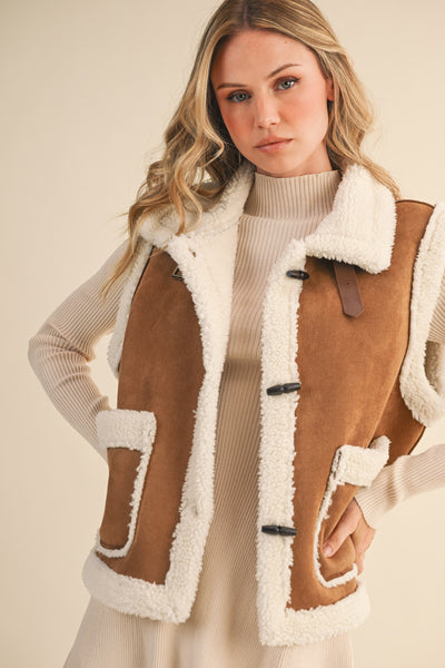 hold your horses toggle button suede vest | taupe