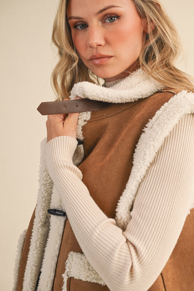 hold your horses toggle button suede vest | taupe