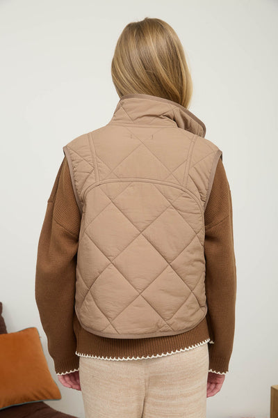 on the mark quilted puffer vest | mocha