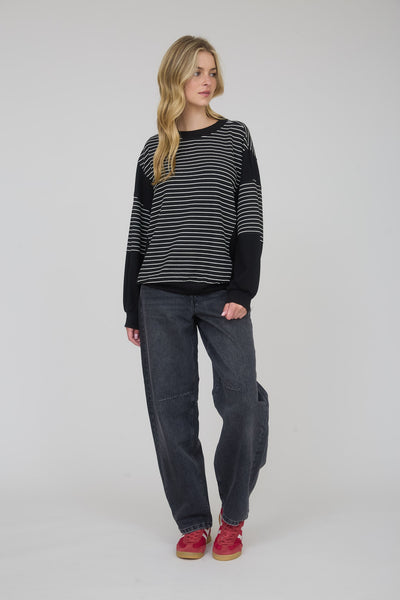 it's a need contrast stripe knit top | black