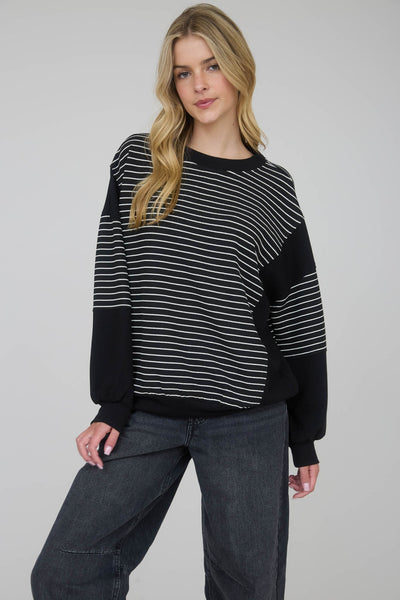 it's a need contrast stripe knit top | black