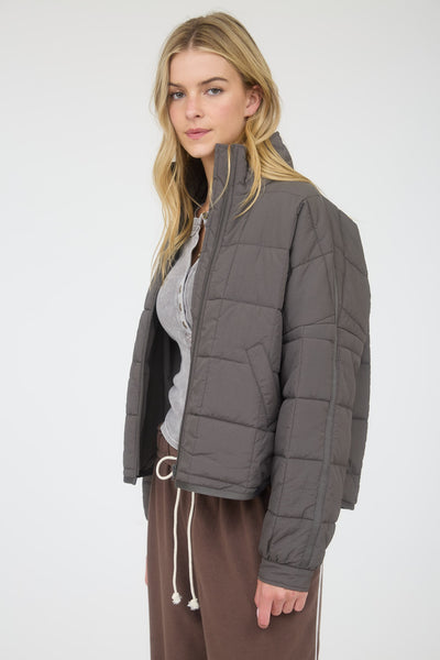 twisted flame quilted zip up puffer jacket | charcoal