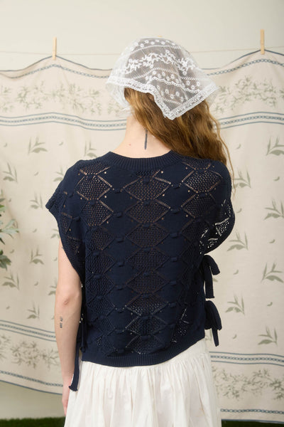 lost in love clip dot side tie sleeveless knit top | navy