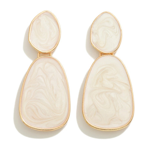 linked marbled resin earrings | white