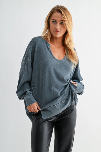 dream about you oversized waffle knit top | midnight navy