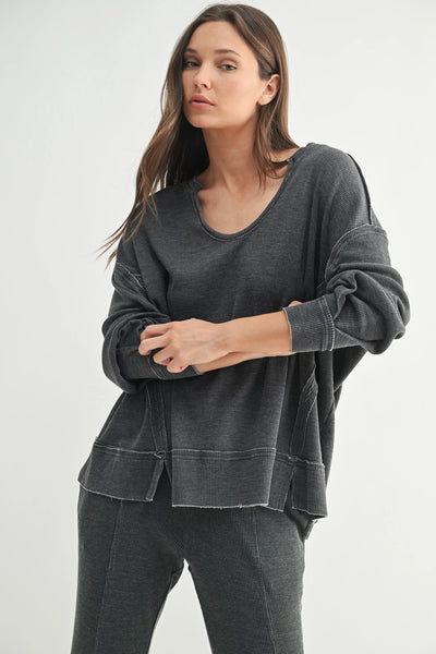 dream about you oversized waffle knit top | black