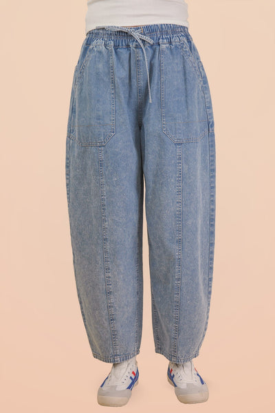 feeling elated chambray barrel jeans | indigo