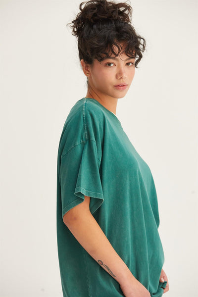 live out loud oversized distressed tee | dark green