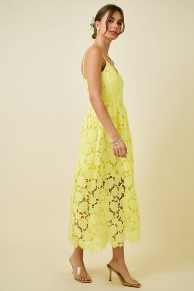 sunlit getaway floral lace midi dress | lemon