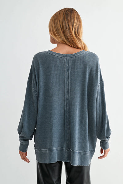 dream about you oversized waffle knit top | midnight navy