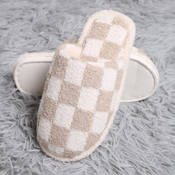 checkered slippers | beige
