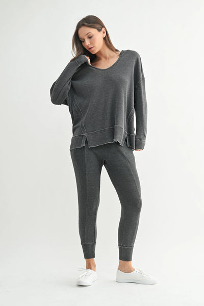 dream about you oversized waffle knit top | black