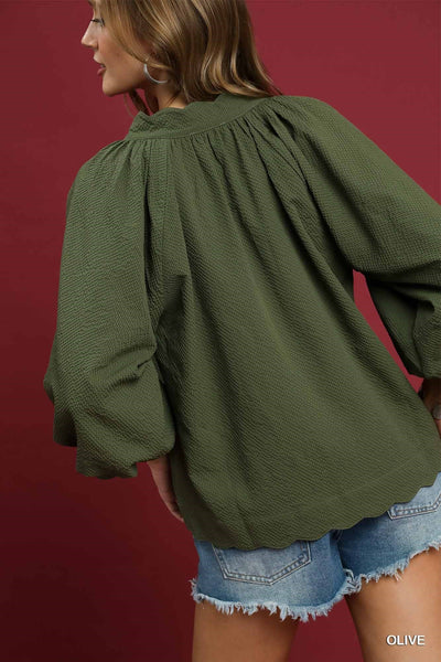 embracing more textured balloon sleeve top | olive